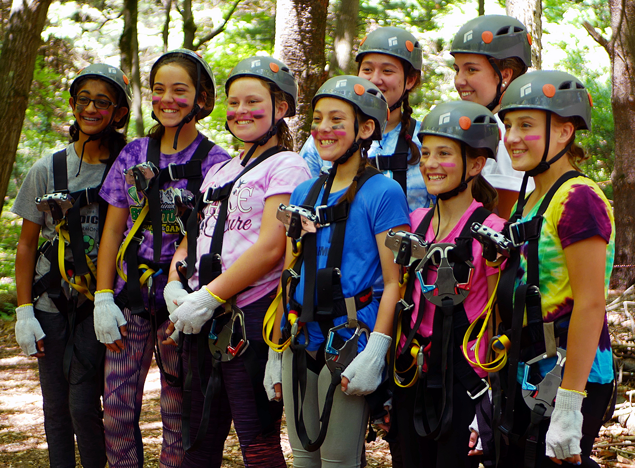 girlsgroup group of girls getting ready to start their team building activity in New York